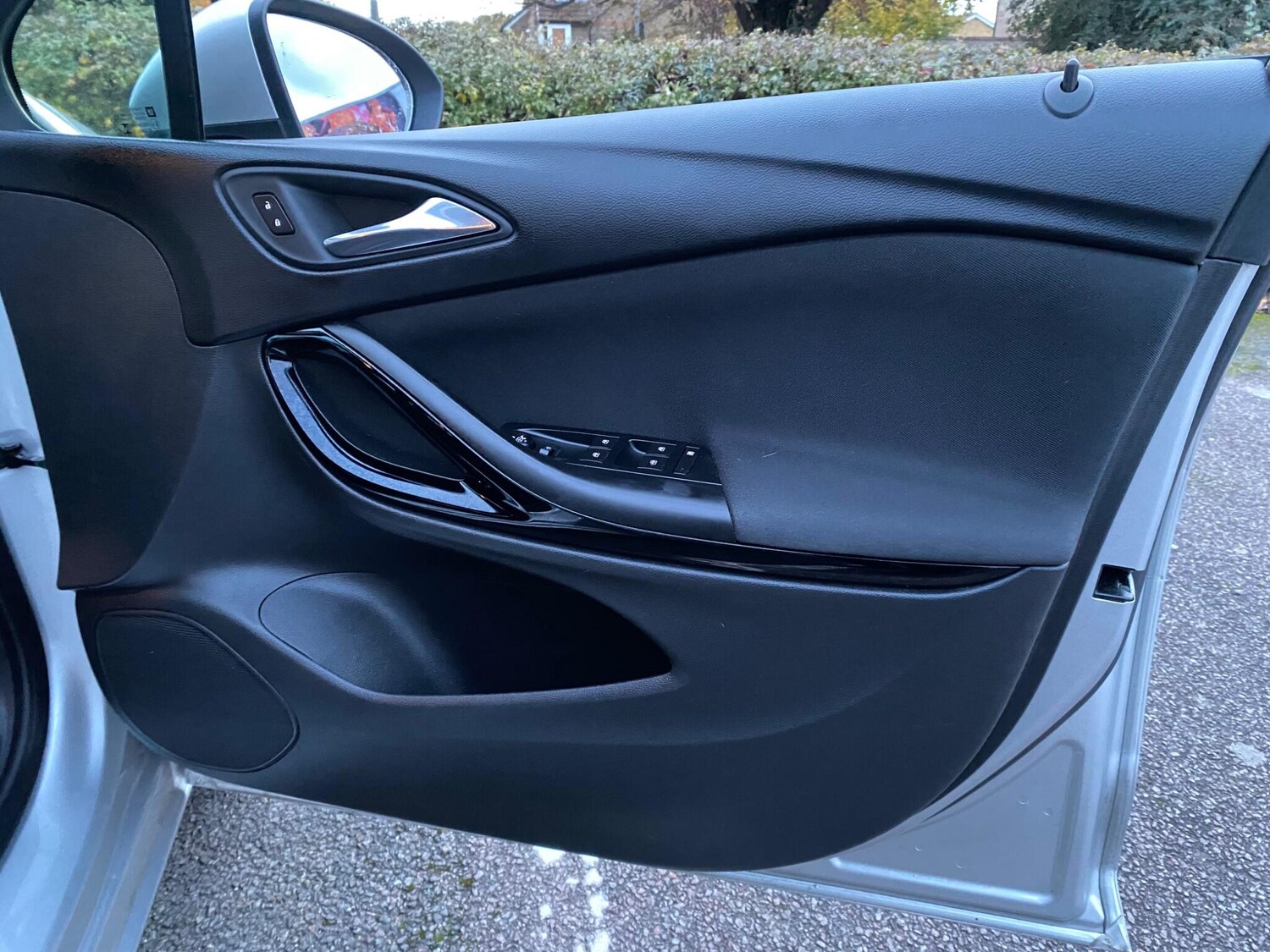 Used Vauxhall Astra 2017 for sale - 78019950: Photo 34