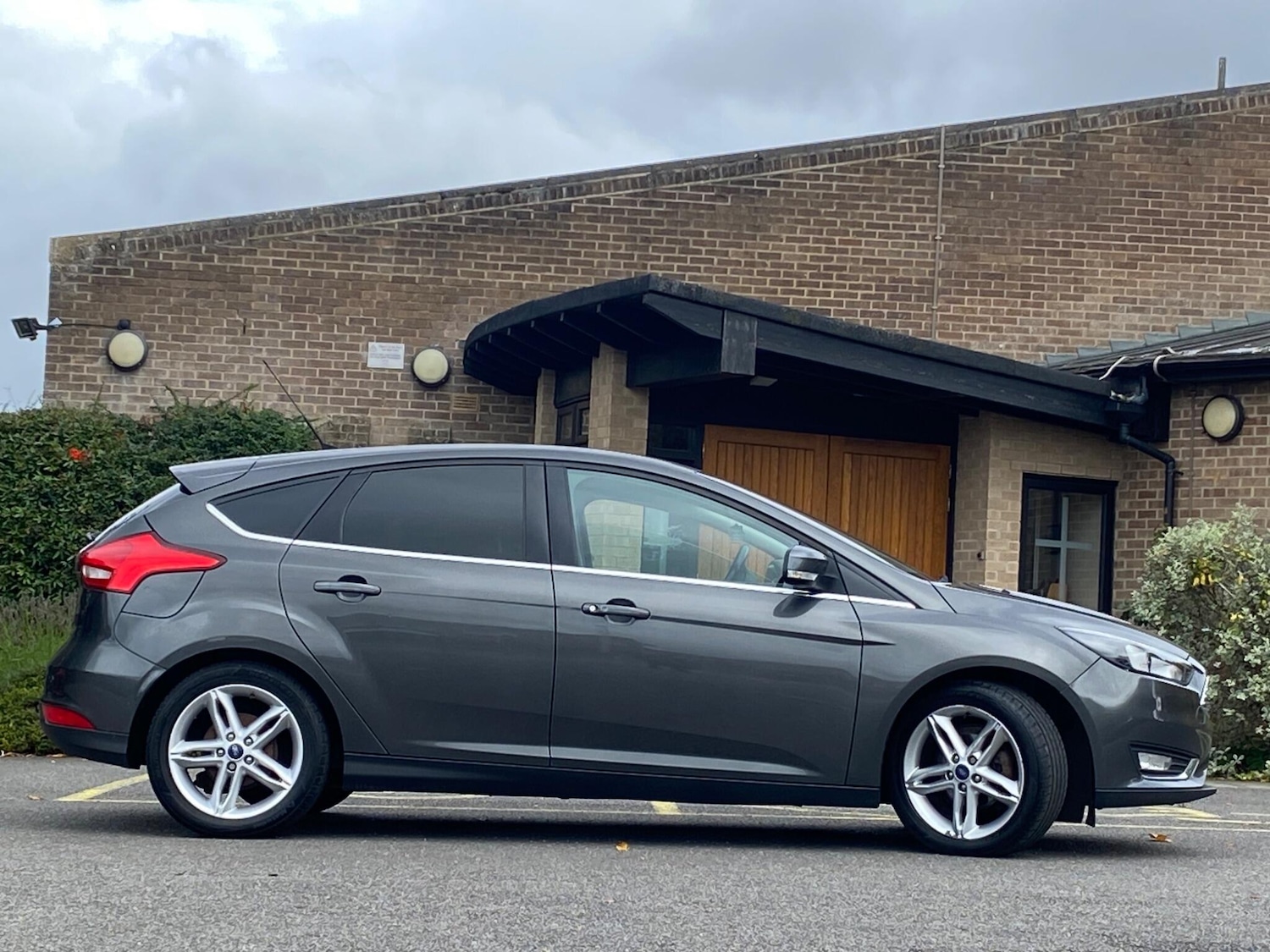 Used Ford Focus 2017 for sale - 76349821: Photo 4