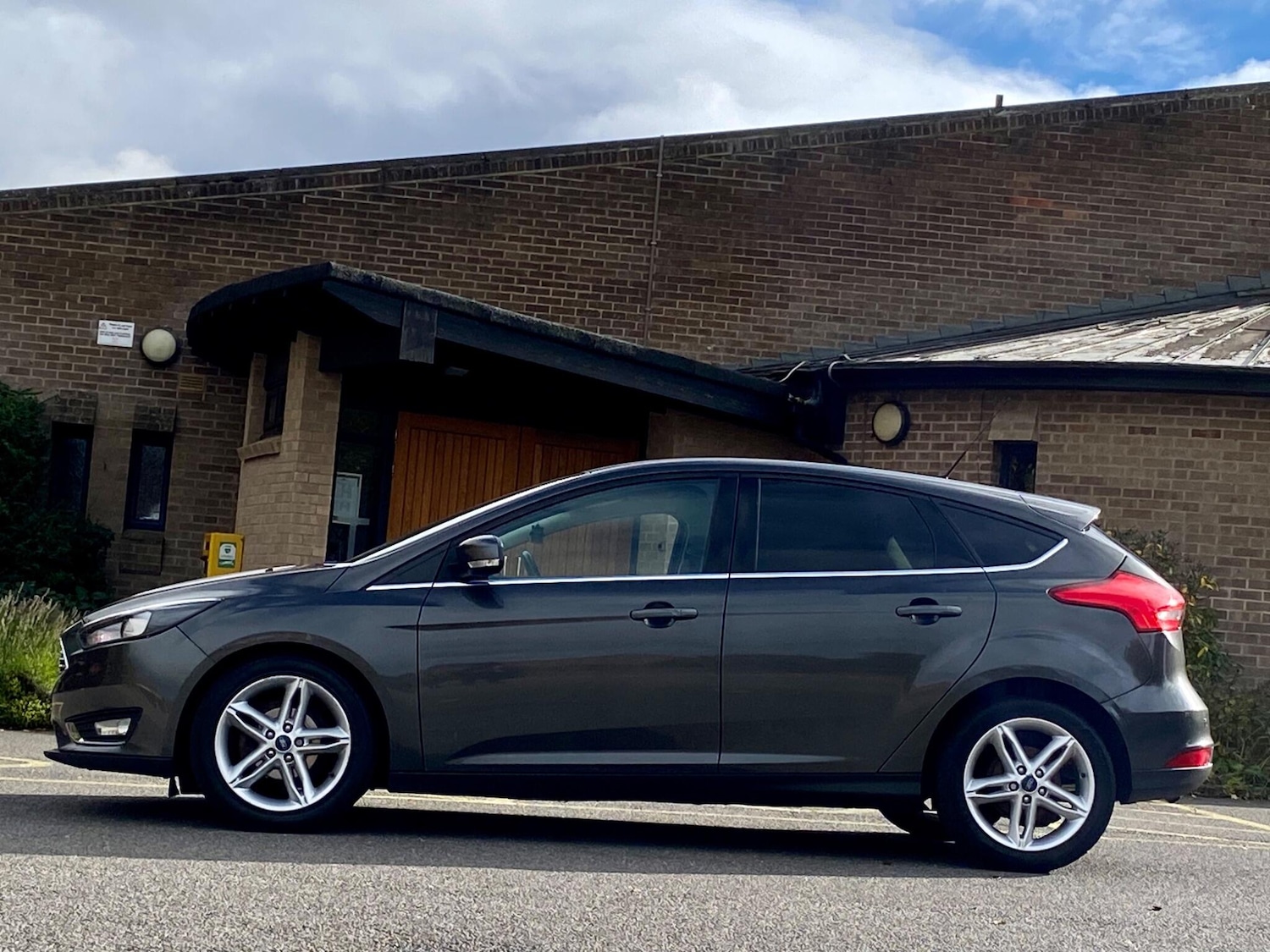 Used Ford Focus 2017 for sale - 76349821: Photo 8
