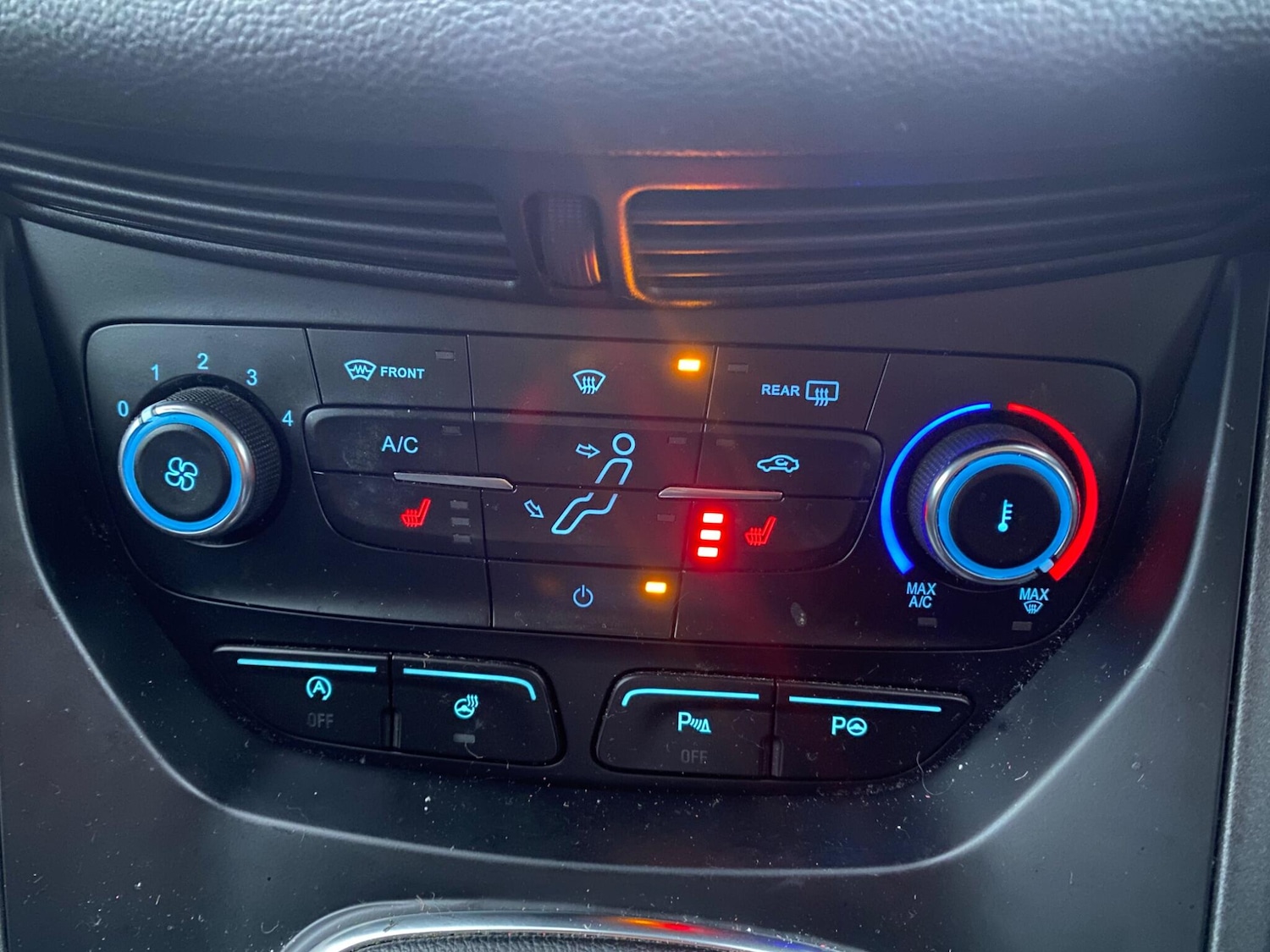 Used Ford Grand C-Max 2016 for sale - 77166805: Photo 6