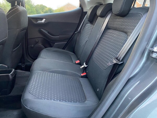 Used Ford Fiesta 2017 for sale - 76042243: Photo 32