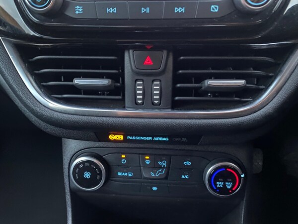 Used Ford Fiesta 2017 for sale - 76042243: Photo 37