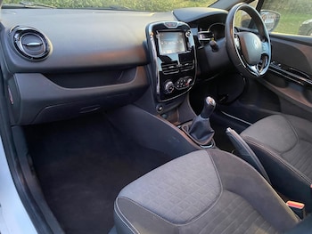 Used Renault Clio 2014 for sale - 75809488: Photo