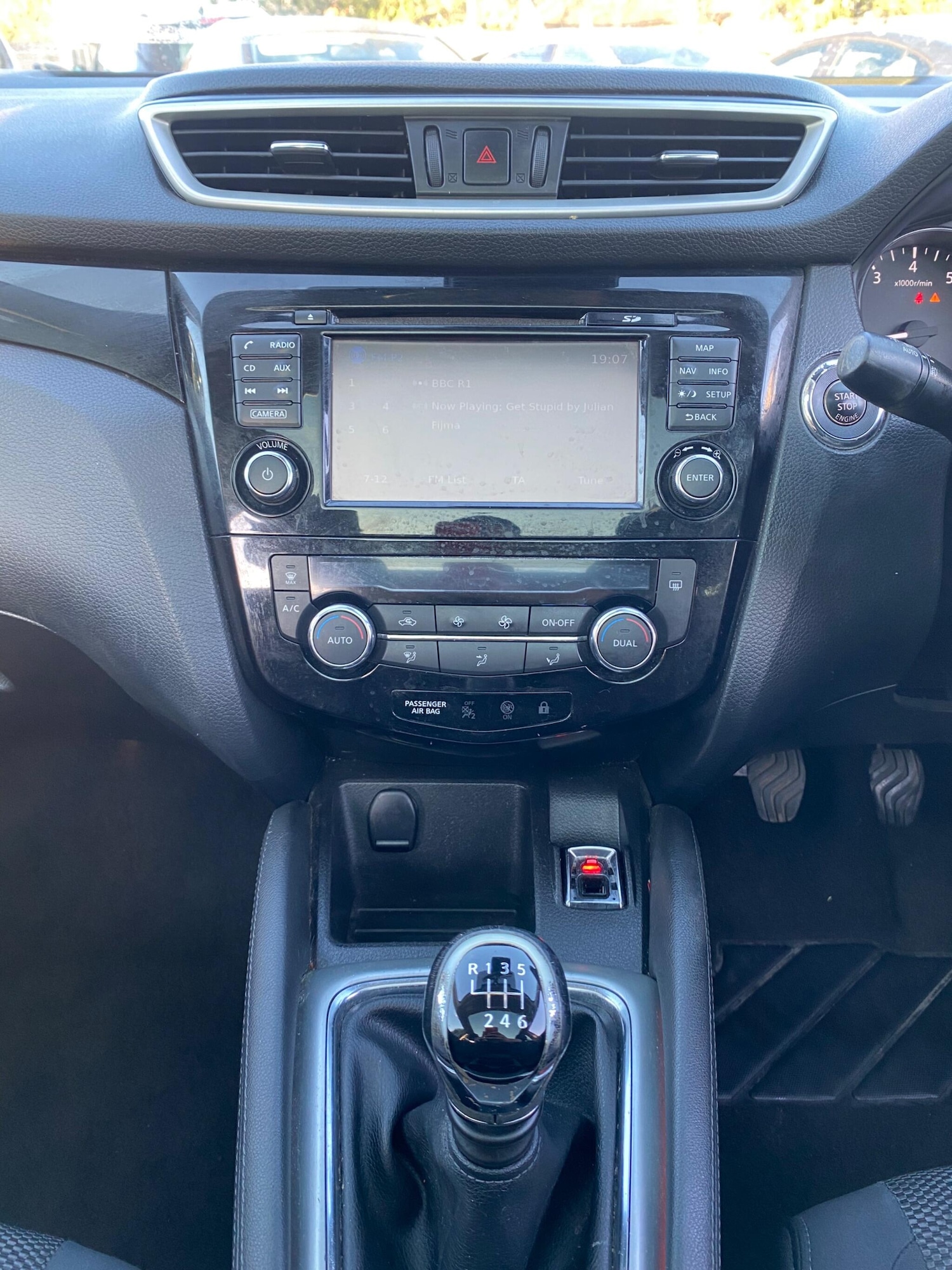 Used Nissan Qashqai 2015 for sale - 76388173: Photo 9