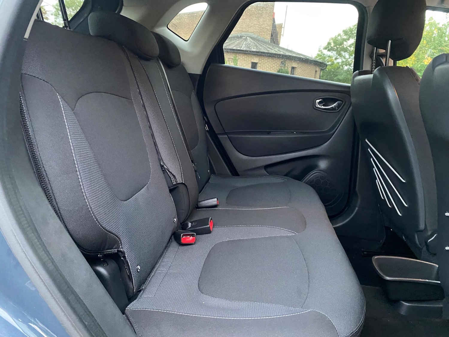 Used Renault Captur 2013 for sale - 76239432: Photo 11