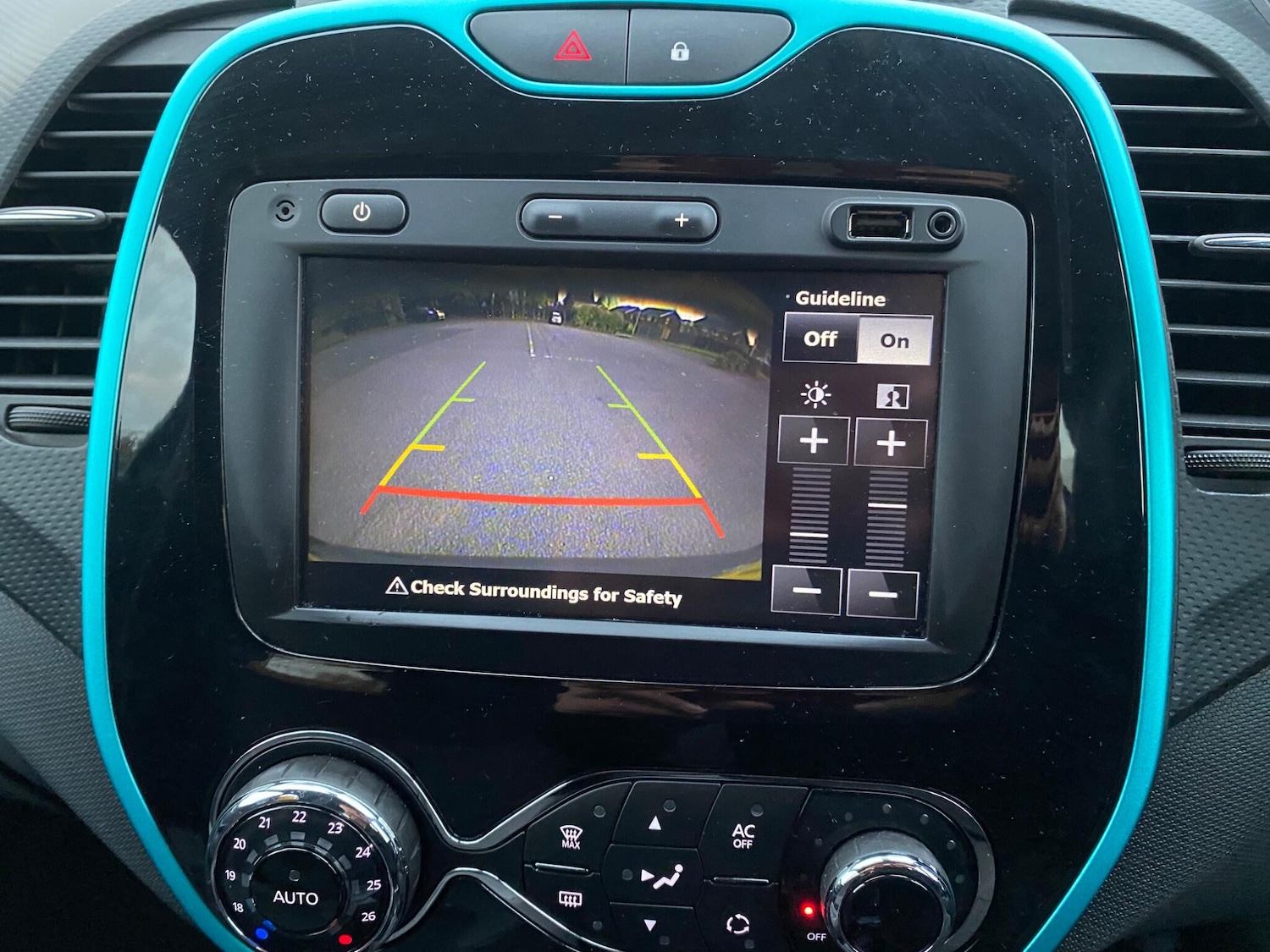 Used Renault Captur 2013 for sale - 76239432: Photo 6