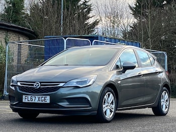 Used Vauxhall Astra 2017 for sale - 77376566: Photo