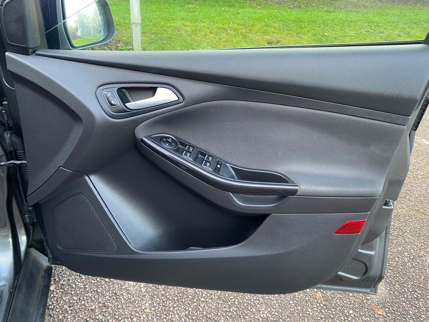 Used Ford Focus 2015 for sale - 76965199: Photo 27