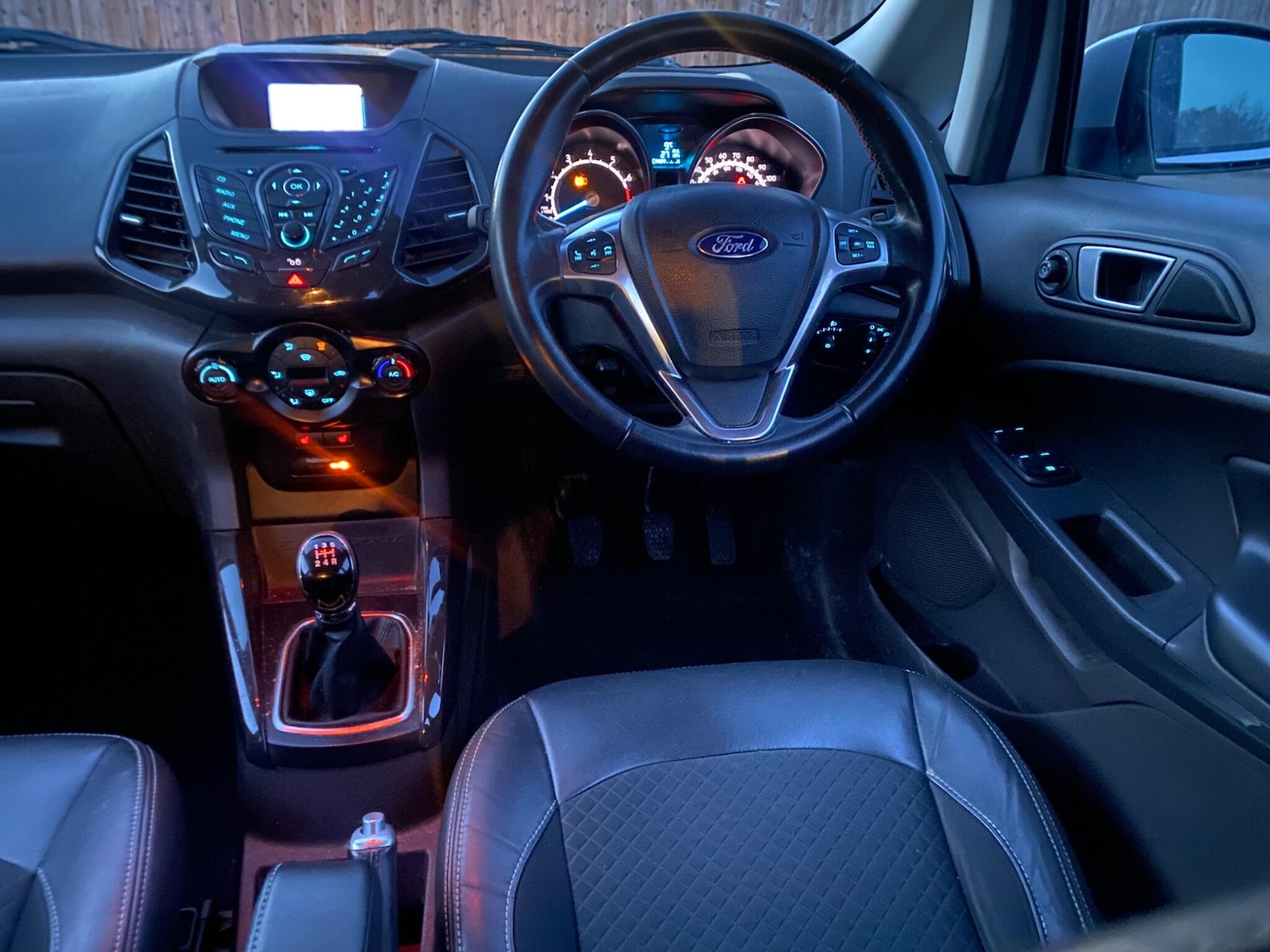 Used Ford Ecosport 2016 for sale - 78115993: Photo 4