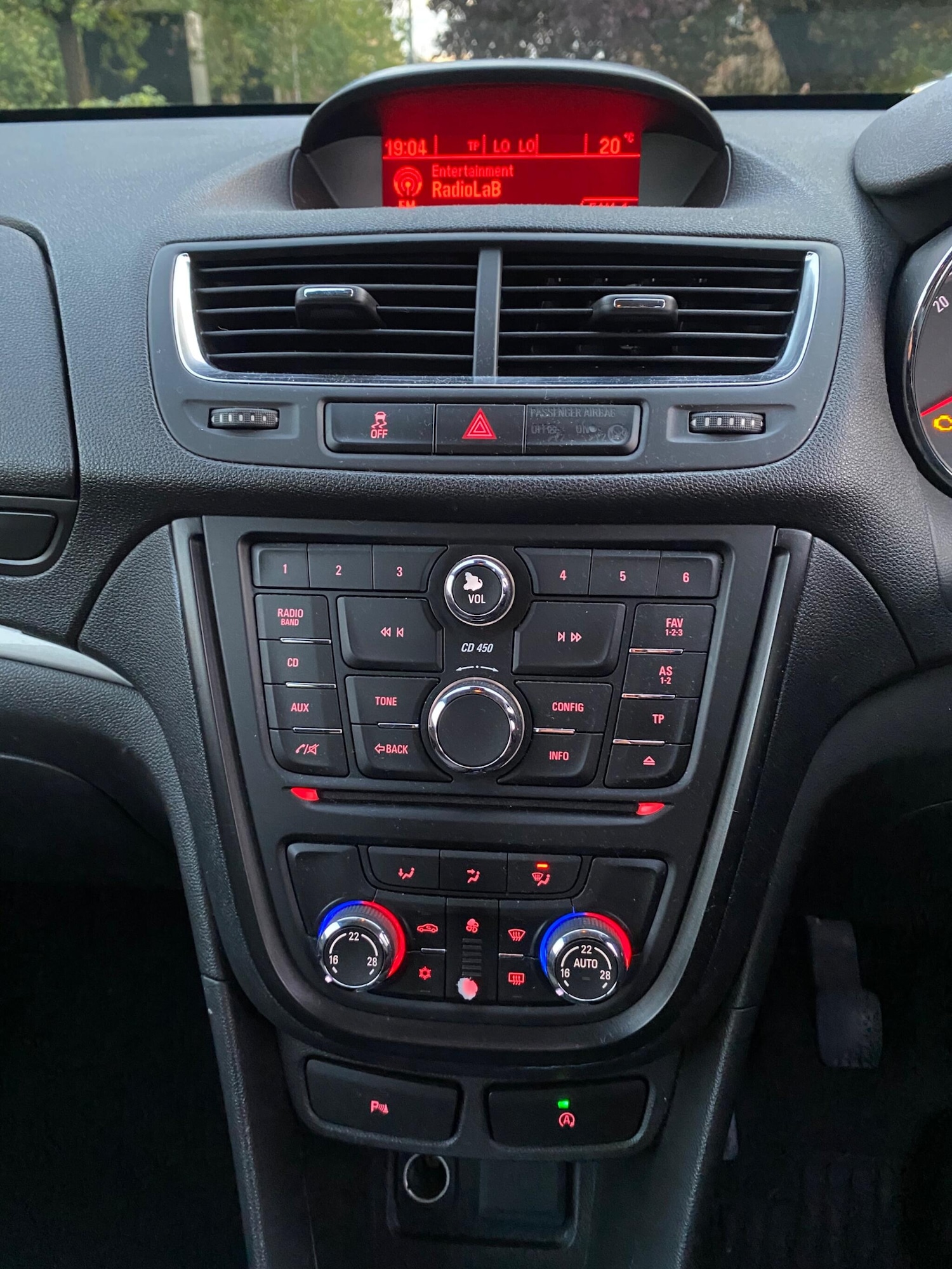 Used Vauxhall Mokka 2015 for sale - 76240193: Photo 14