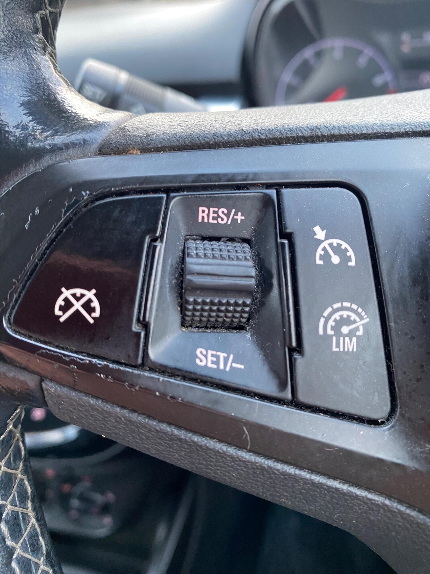 Used Vauxhall Corsa 2015 for sale - 77377361: Photo 31