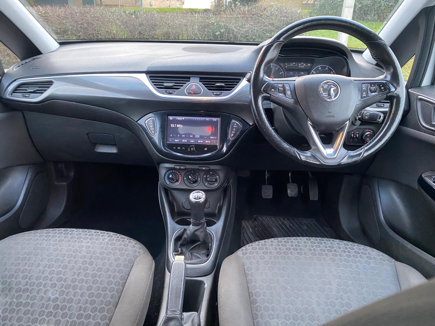 Used Vauxhall Corsa 2015 for sale - 77377361: Photo 37