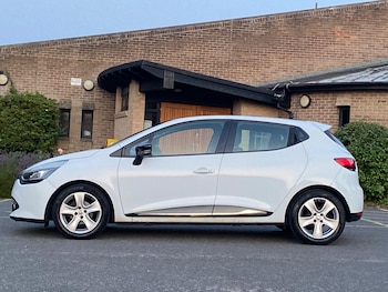 Used Renault Clio 2016 for sale - 79292441: Photo