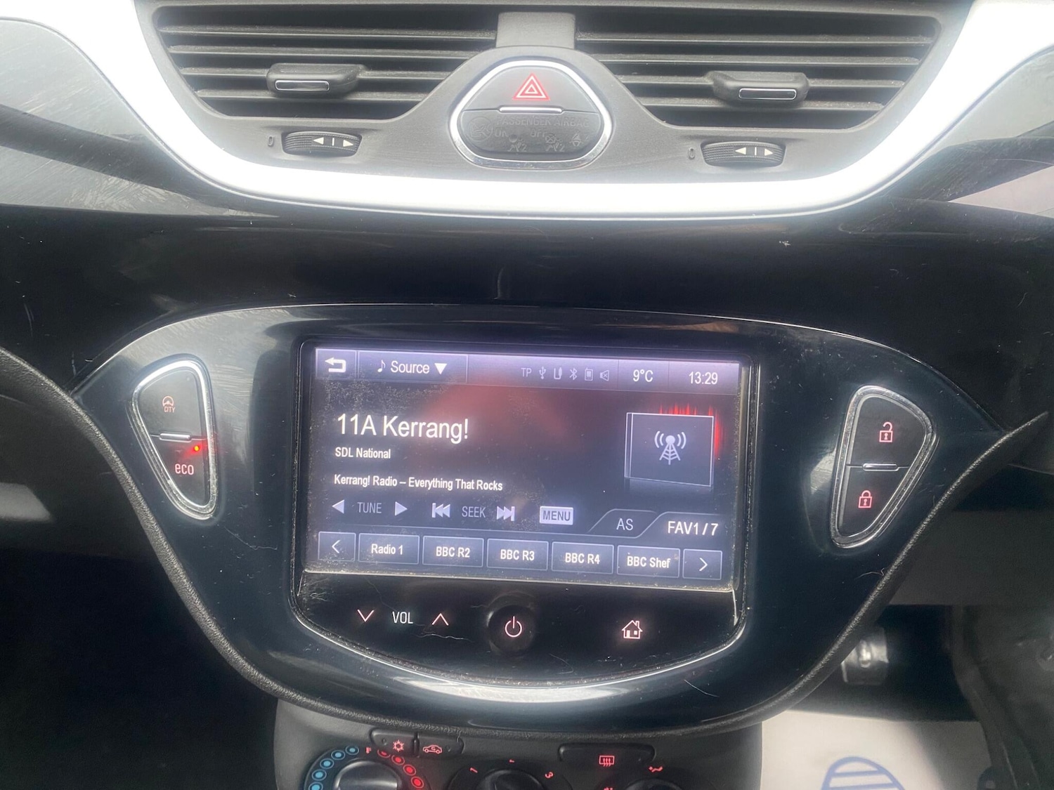 Used Vauxhall Corsa 2016 for sale - 77237683: Photo 11