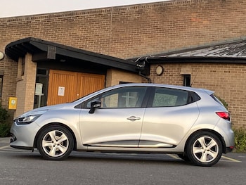 Used Renault Clio 2015 for sale - 75707549: Photo