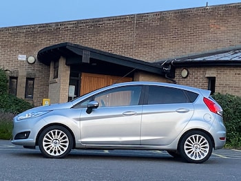 Used Ford Fiesta 2014 for sale - 75589601: Photo