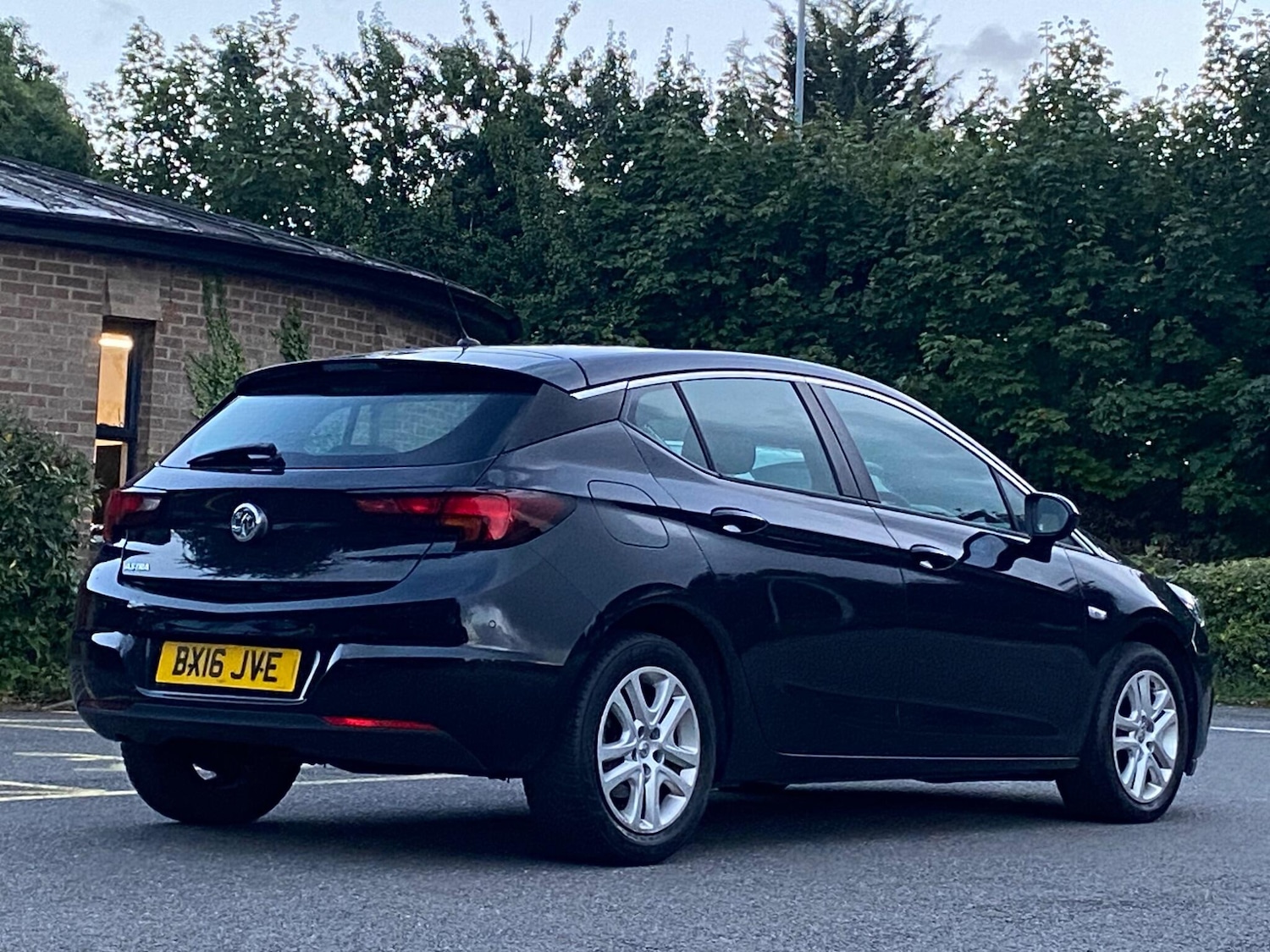 Vehicle 21