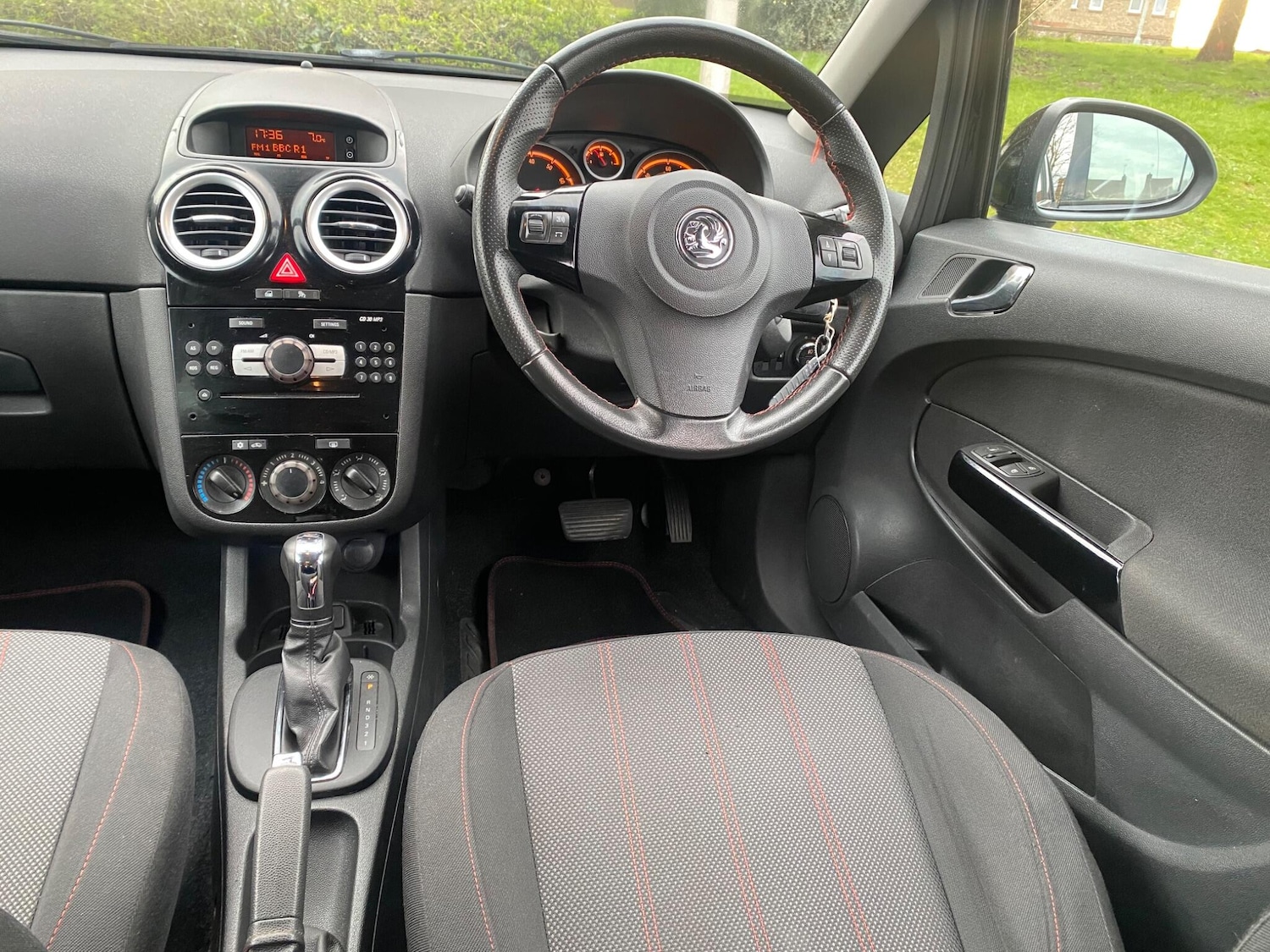 Used Vauxhall Corsa 2011 for sale - 78047220: Photo 37