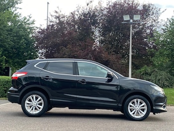 Used Nissan Qashqai 2014 for sale - 79076139: Photo