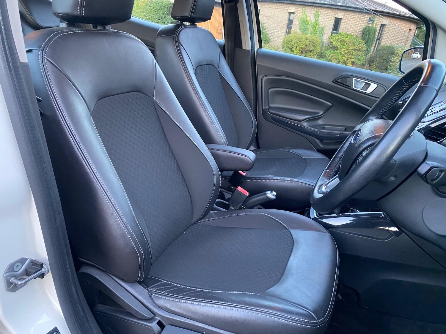 Used Ford Ecosport 2015 for sale - 76988180: Photo 12