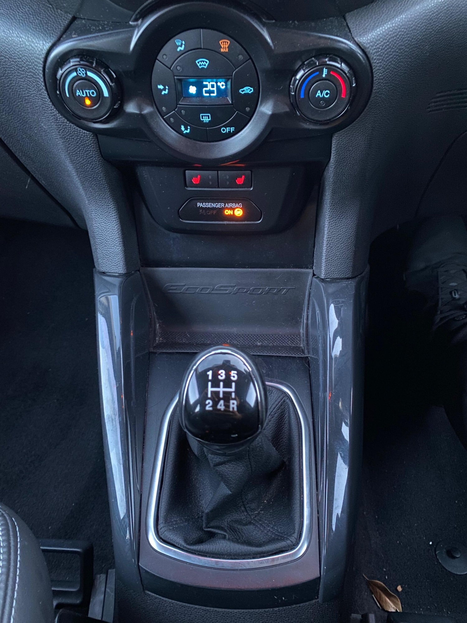 Used Ford Ecosport 2015 for sale - 76988180: Photo 23