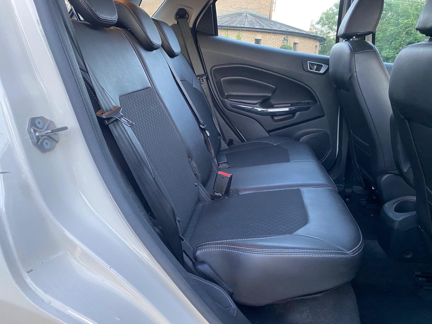 Used Ford Ecosport 2015 for sale - 76988180: Photo 30