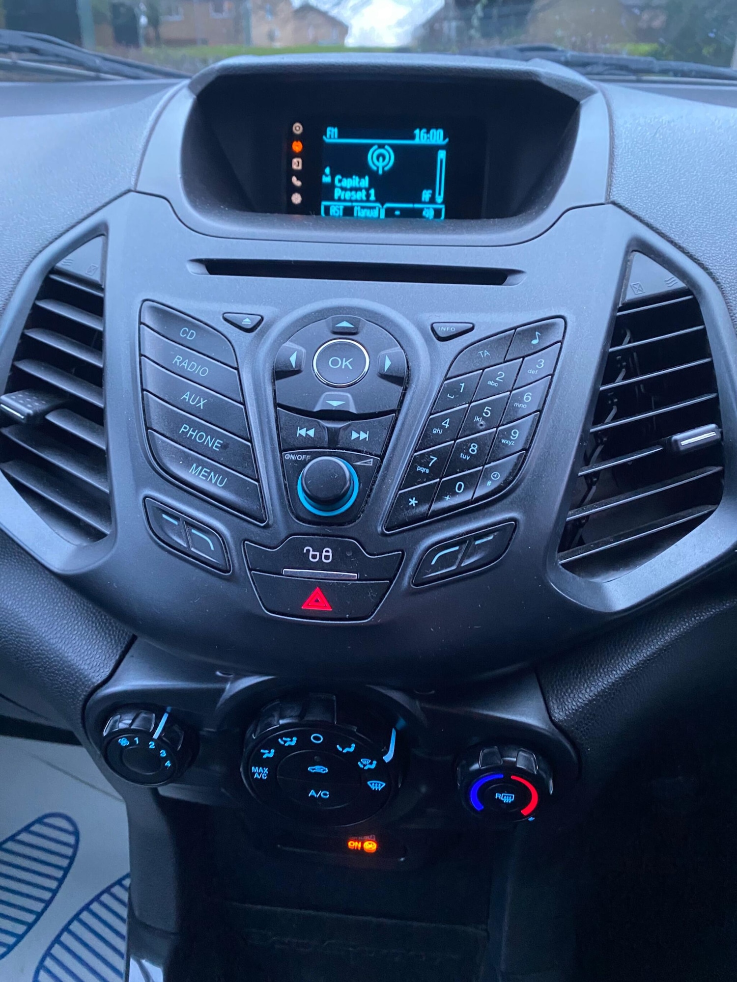 Used Ford Ecosport 2015 for sale - 77331330: Photo 10