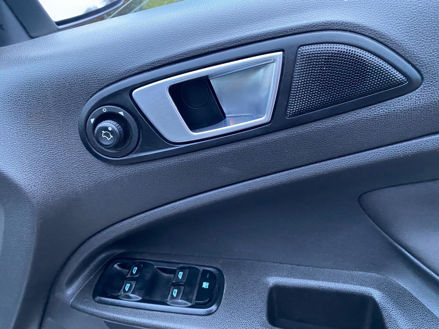 Used Ford Ecosport 2015 for sale - 77331330: Photo 26