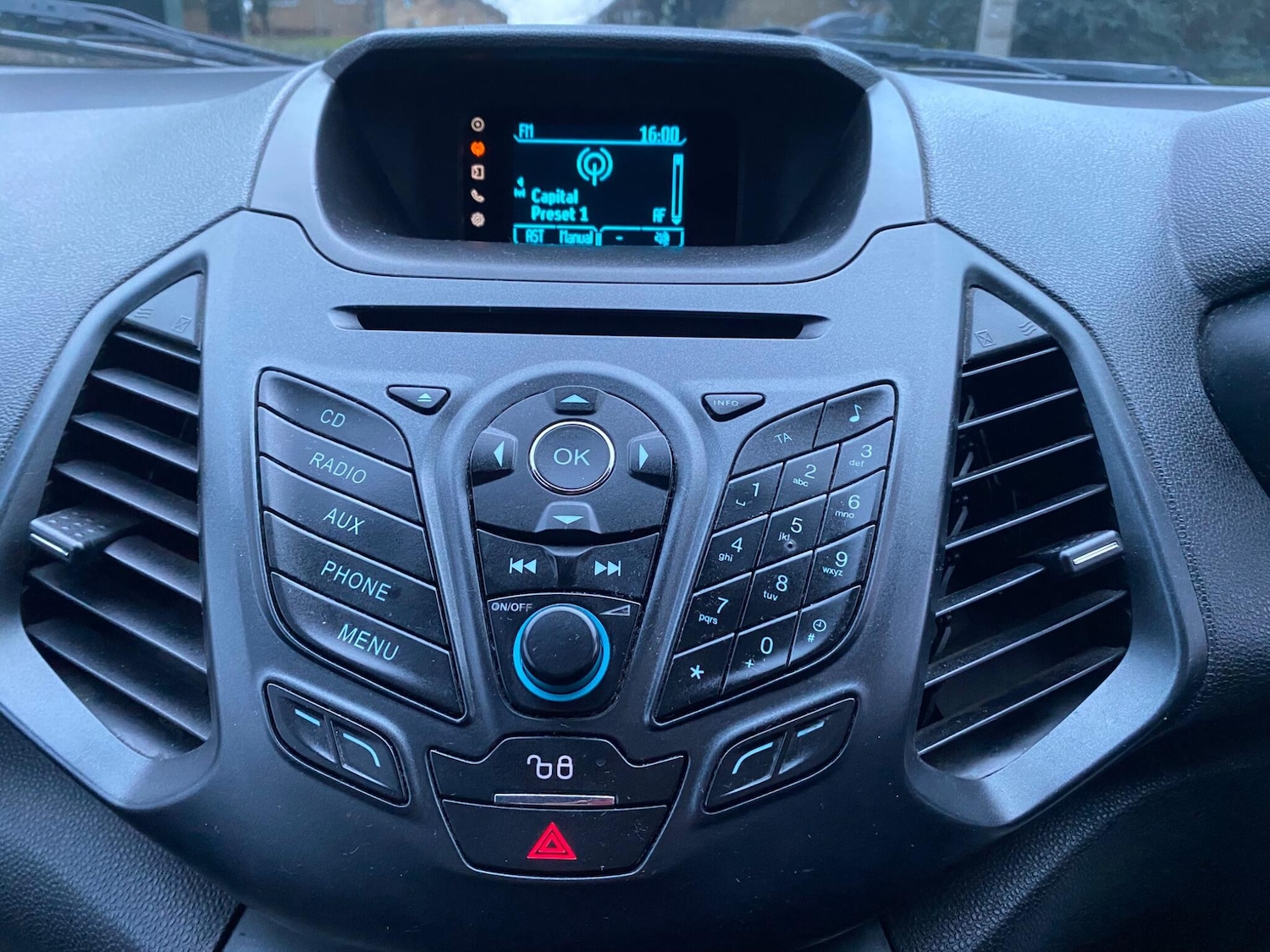 Used Ford Ecosport 2015 for sale - 77331330: Photo 28