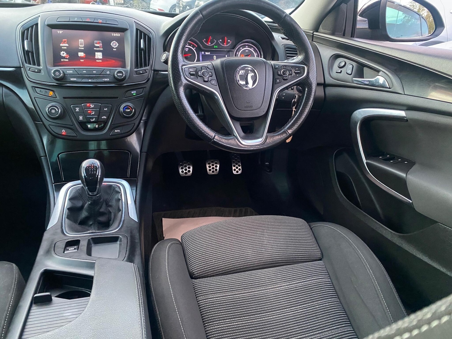 Used Vauxhall Insignia 2017 for sale - 77237869: Photo 20