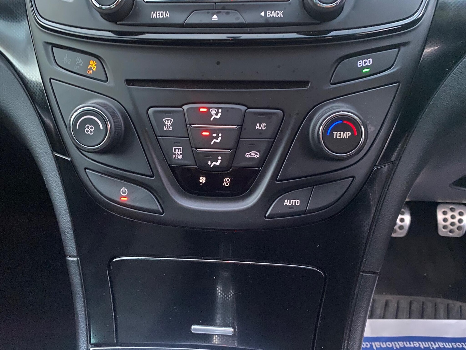 Used Vauxhall Insignia 2017 for sale - 77237869: Photo 23