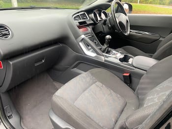 Used Peugeot 3008 2011 for sale - 79848009: Photo