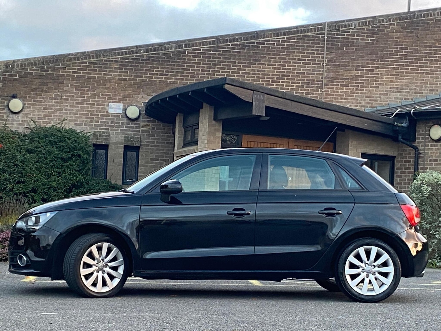 Used Audi A1 2013 for sale - 77052475: Photo 22