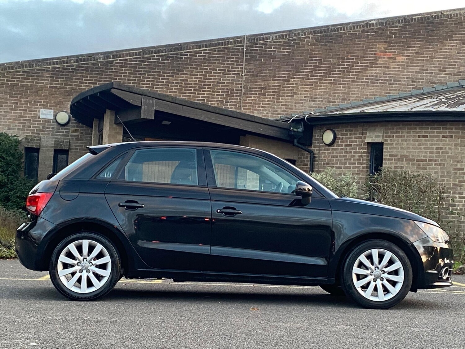 Used Audi A1 2013 for sale - 77052475: Photo 44