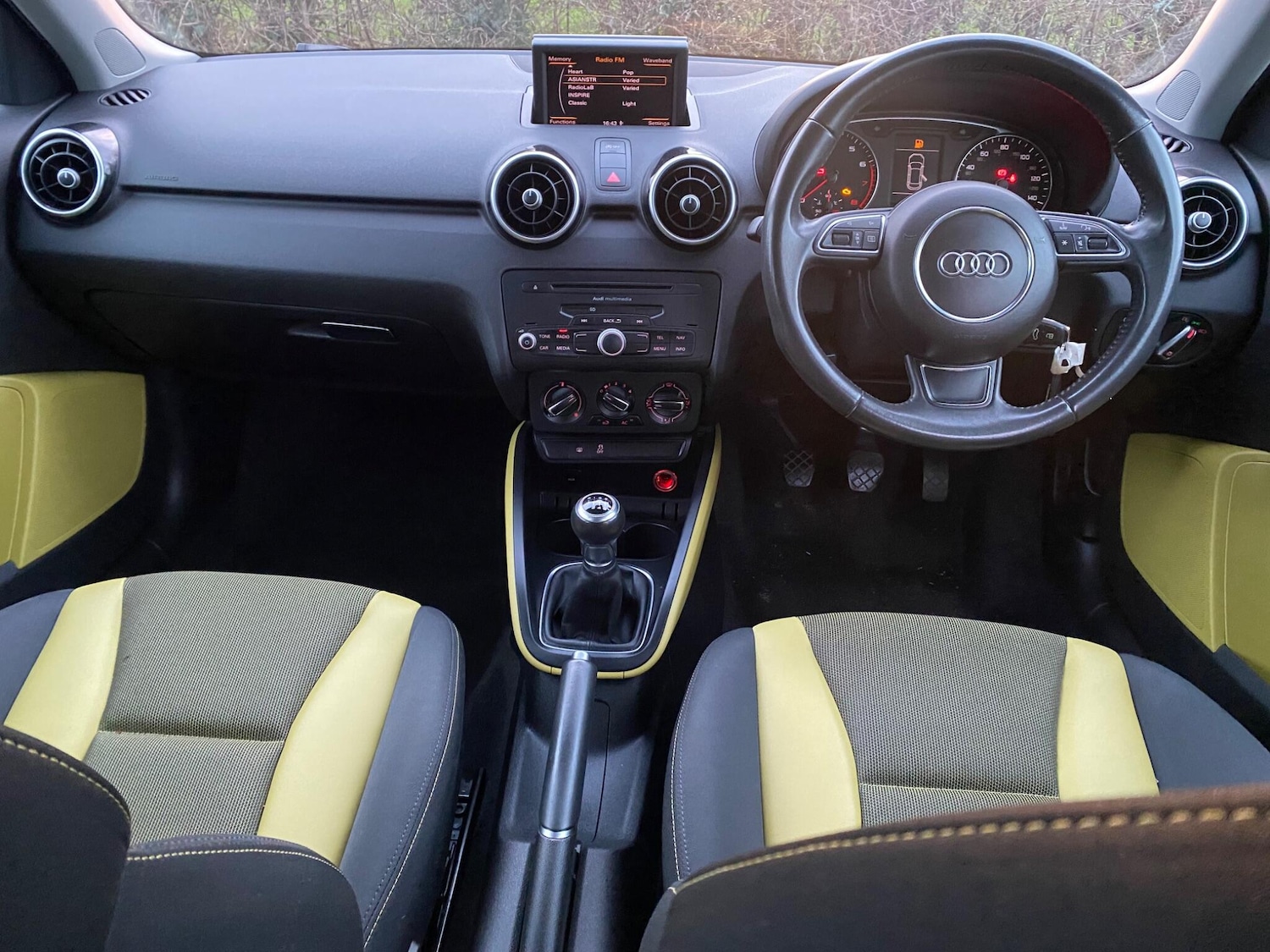 Used Audi A1 2013 for sale - 77052475: Photo 6