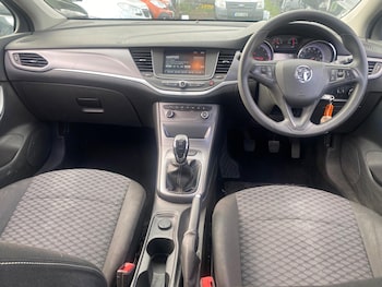 Used Vauxhall Astra 2016 for sale - 79093592: Photo