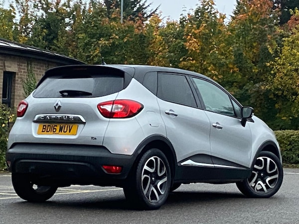 Used Renault Captur 2016 for sale - 76260600: Photo 11
