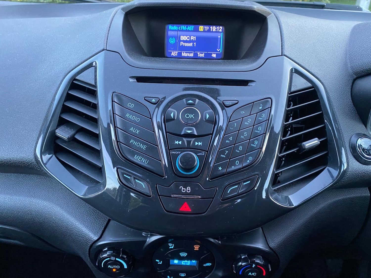 Used Ford Ecosport 2015 for sale - 75954063: Photo 15