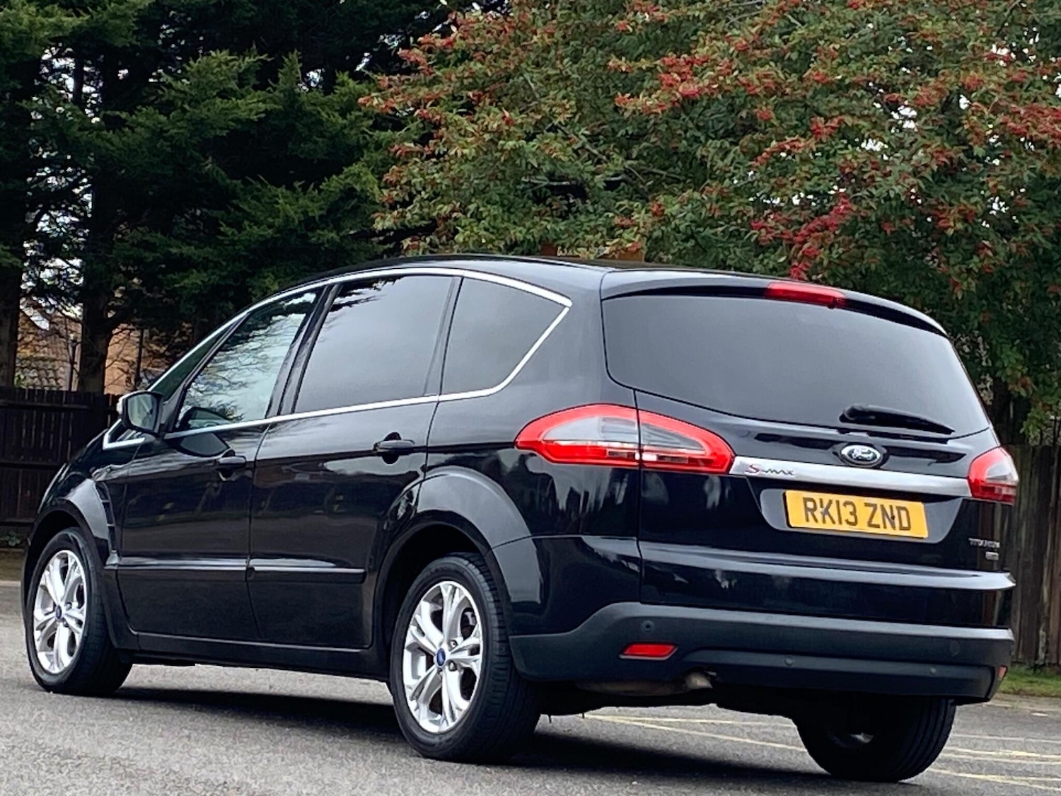 Used Ford S-Max 2013 for sale - 77633675: Photo 15