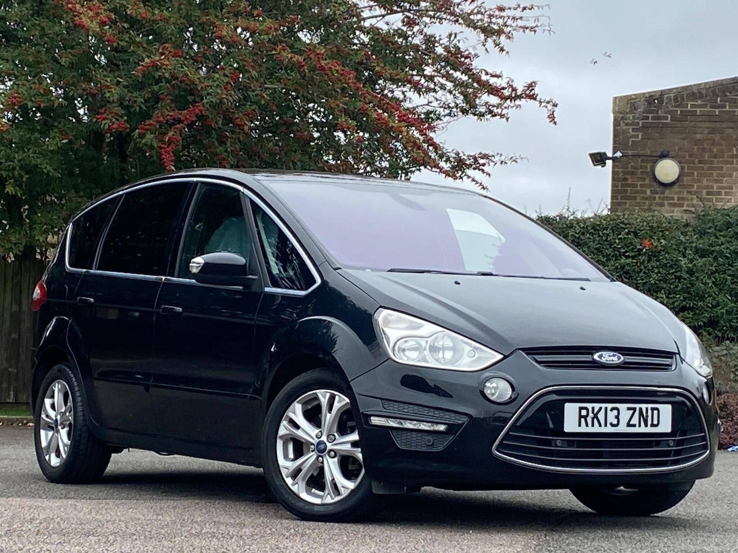 Used Ford S-Max 2013 for sale - 77633675: Photo 36