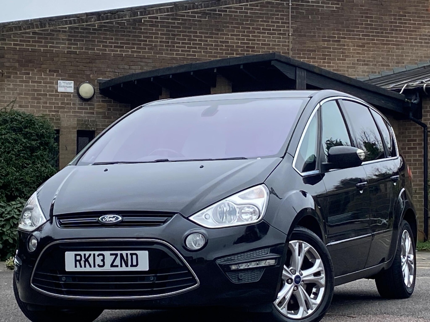 Used Ford S-Max 2013 for sale - 77633675: Photo 44