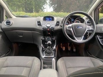 Used Ford Fiesta 2015 for sale - 75577578: Photo