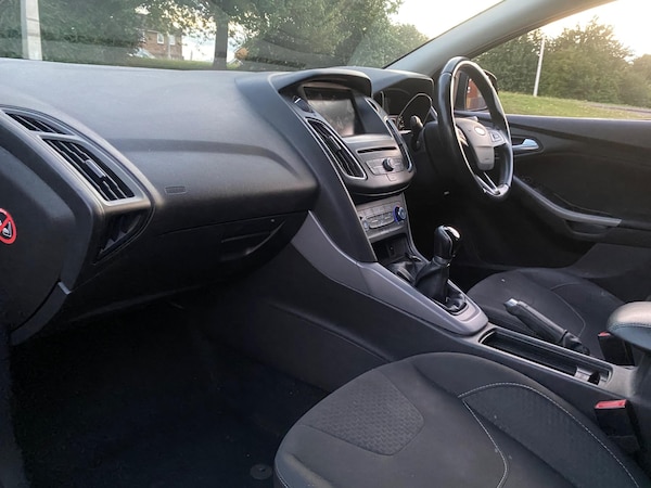 Used Ford Focus 2016 for sale - 75402233: Photo 5