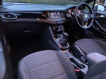 Used Vauxhall Astra 2017 for sale - 76422940: Photo