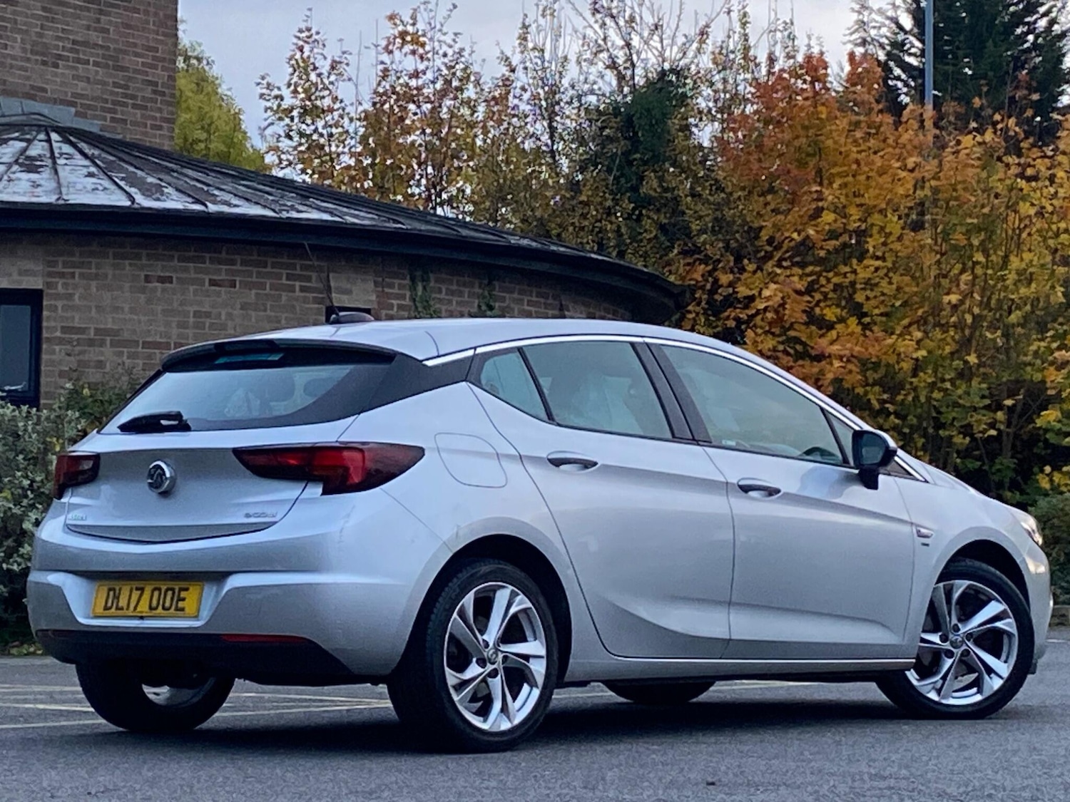 Used Vauxhall Astra 2017 for sale - 76422940: Photo 9