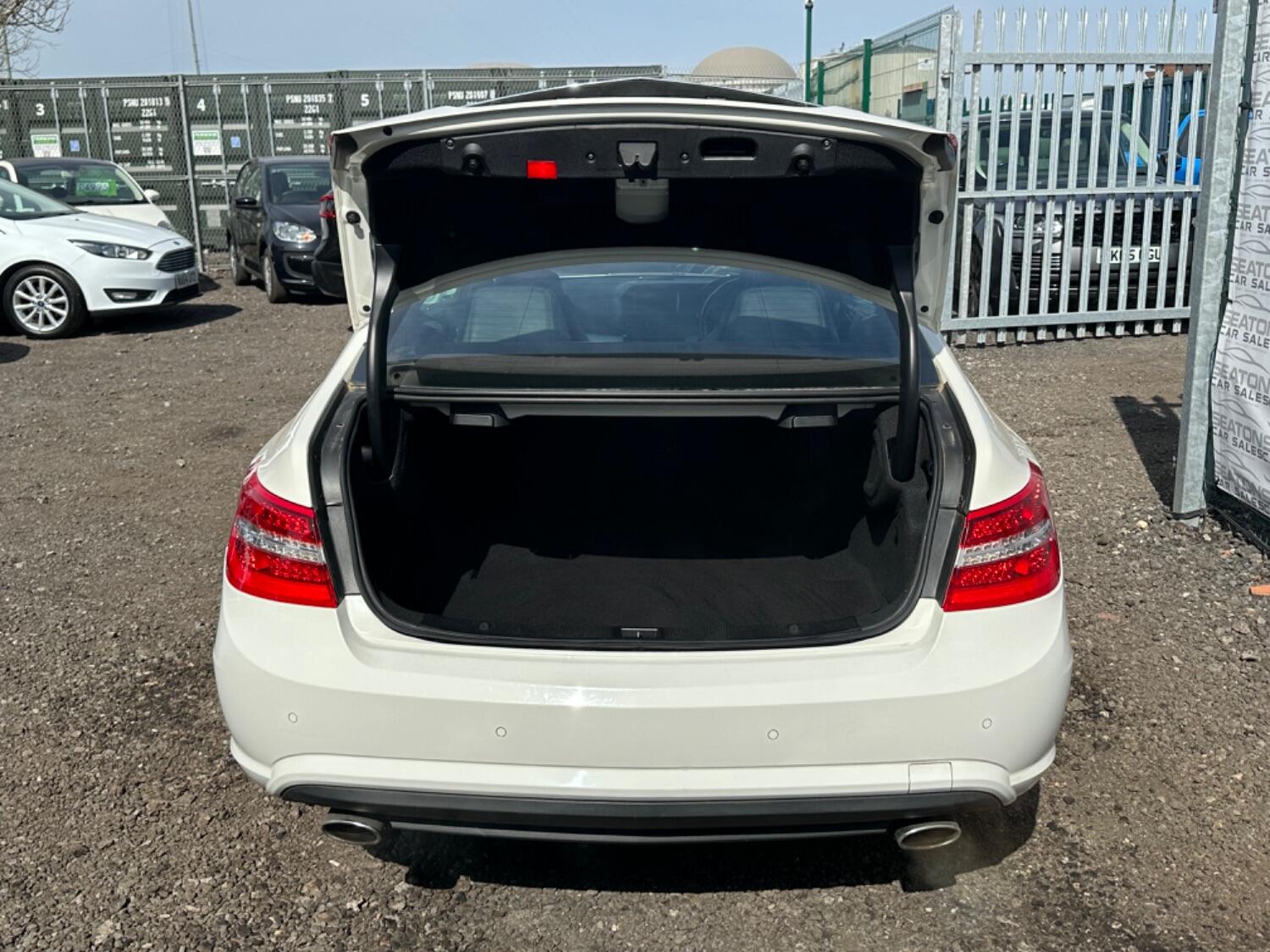 Used Mercedes-Benz E Class 2010 for sale - 77516161: Photo 7