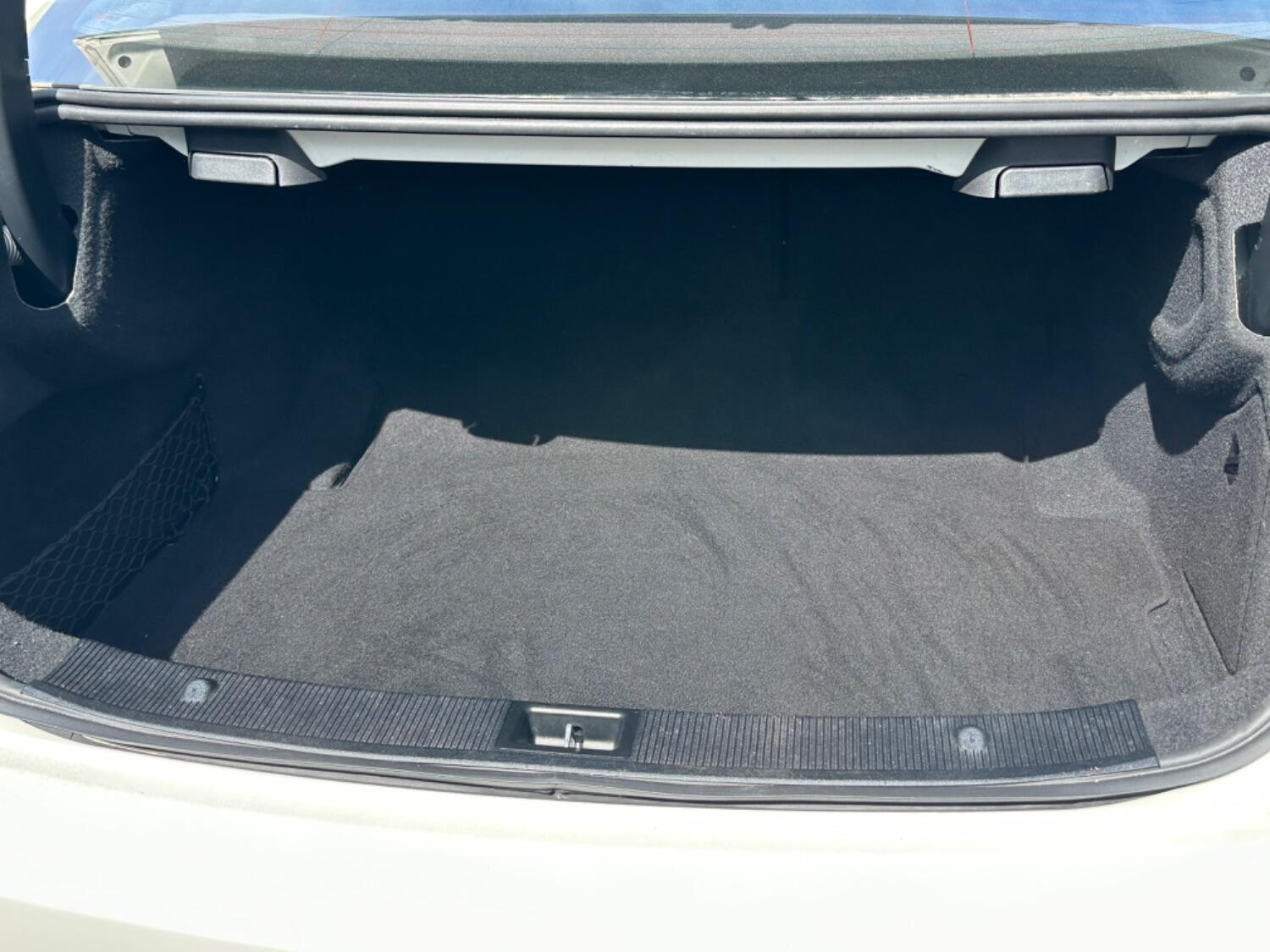 Used Mercedes-Benz E Class 2010 for sale - 77516161: Photo 8