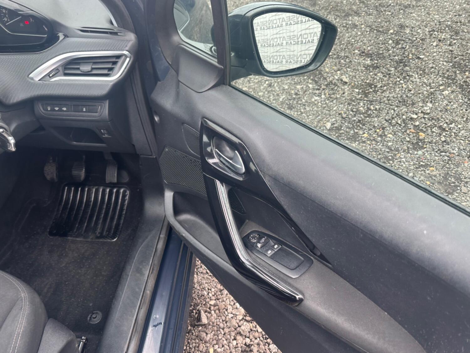 Used Peugeot 208 2017 for sale - 76769394: Photo 13