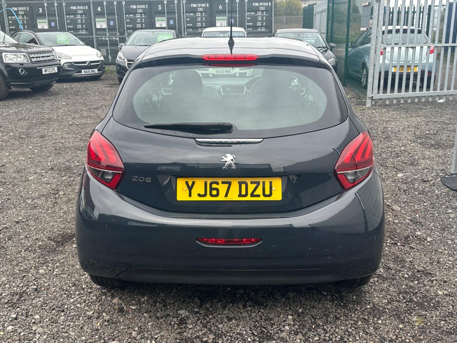 Used Peugeot 208 2017 for sale - 76769394: Photo 7