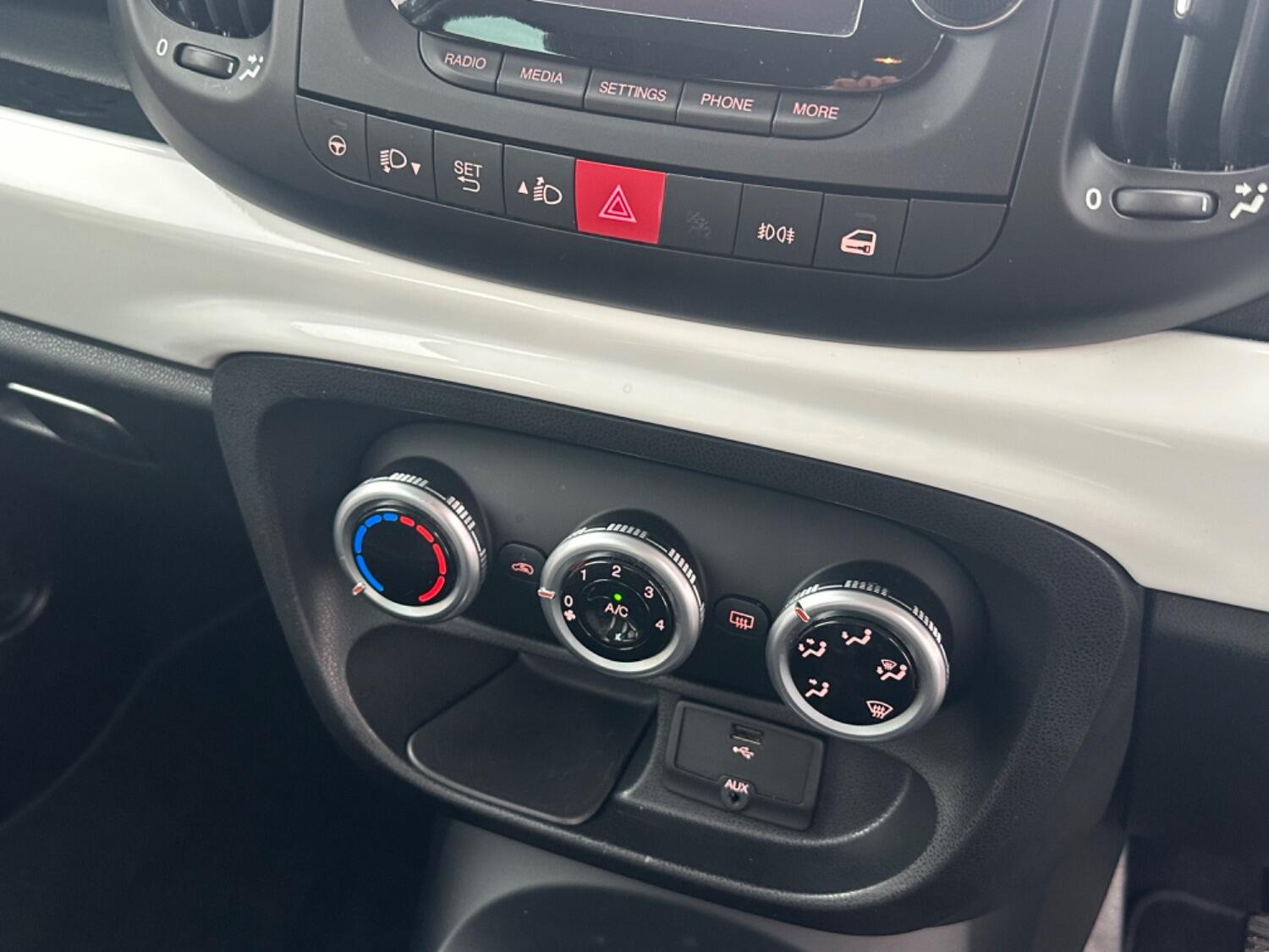 Used Fiat 500L 2015 for sale - 76769131: Photo 29